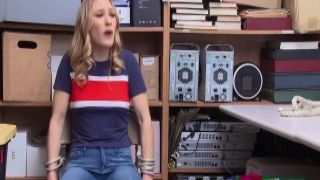 Nicole Aniston cheats on her fiance at the big day