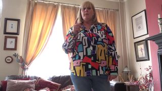 Sexy bitches are getting screwed negative in a threesome action