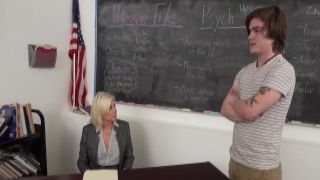 Mouth watering tattooed hooker Katrina Jade gets dual penetrated