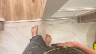 Futuristic enthusiast Black Angelika gets cunnilingus and draws a tasty cock