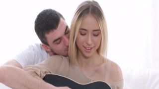Black strong guy fucks thirsting white darling in mish pose tough