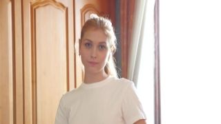 Ravenous blond vagrant Lexi Swallow shares big cock with her ravenous kookies