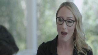 Pleasant babe Tiffany Fox tries to masturbate as commonly as feasible