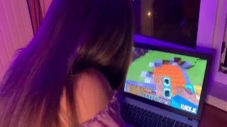 Mature decided to teach her man exactly how to fuck effectively